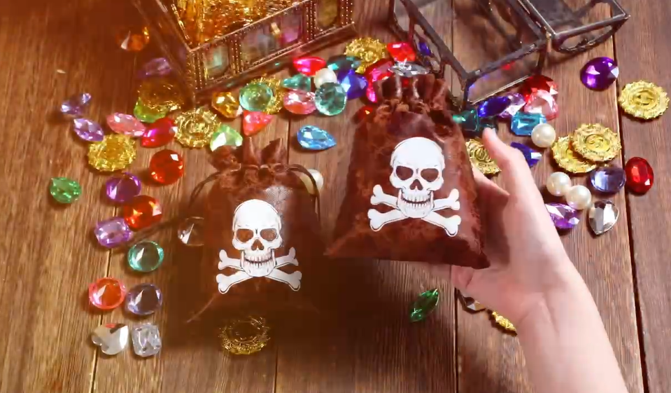 Amazon.com: RICHNESS Pirate Loot Bags Goodie Bags with Drawstring